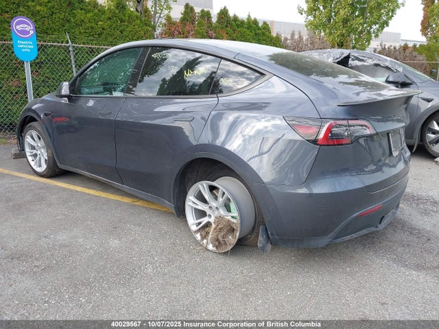Tesla 2022 2022 7SAYGDEE1NF506006 Image 3