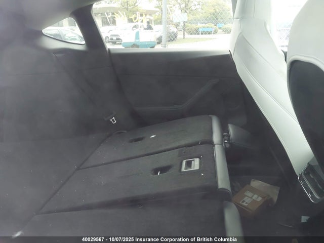Tesla 2022 2022 7SAYGDEE1NF506006 Image 8