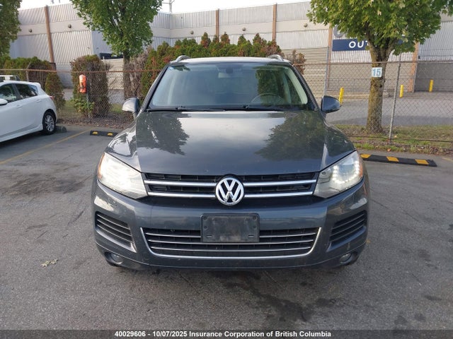 WVGDP9BP7ED007597 Volkswagen 2014