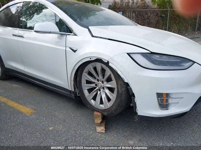 5YJXCBE26HF077237 Tesla MODEL X