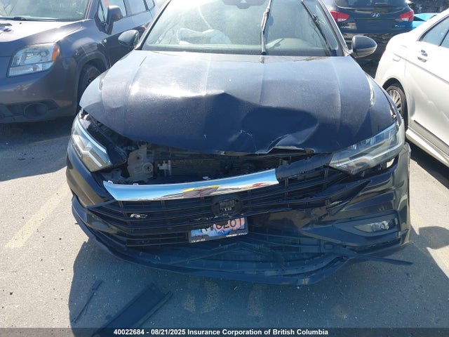 3VWE57BU2KM067602 Volkswagen 1.8 tsi