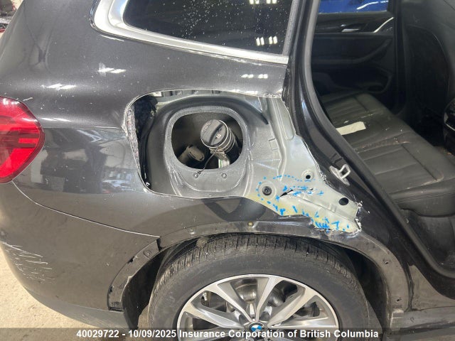 5UXTR9C50KLP88129 BMW X3