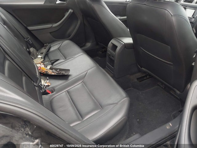 3VWG07AJ3EM413174 Volkswagen 2014