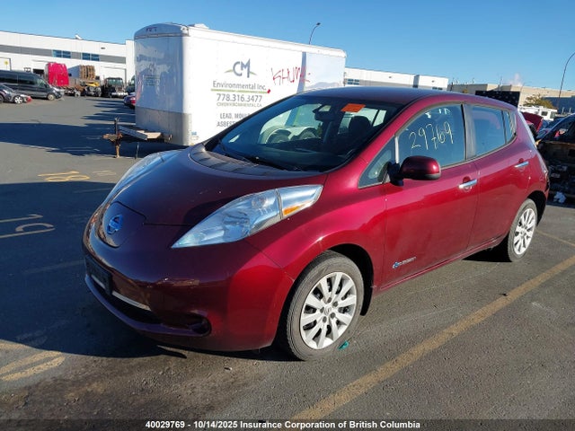 1N4BZ0CP8GC306515 Nissan 2016