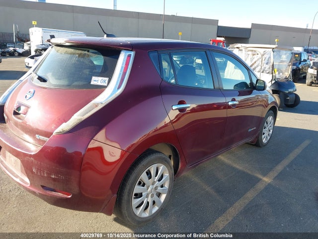 1N4BZ0CP8GC306515 Nissan 2016