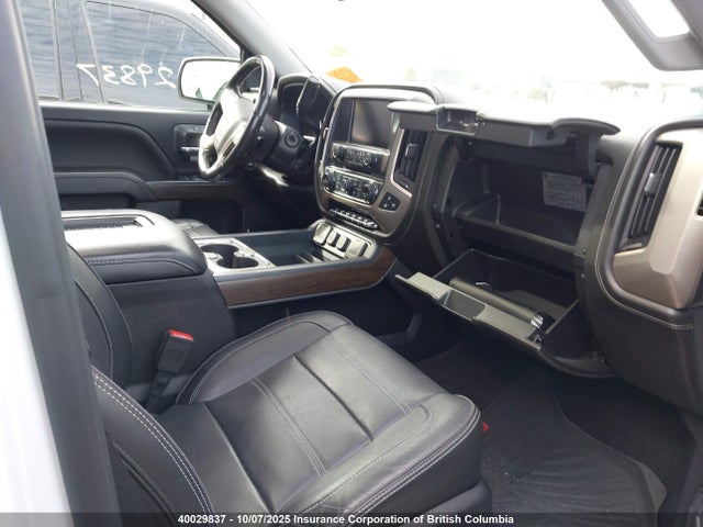 GMC l83 -spark ignited direct injection, variable valve timing, afm, e85 max, alum 2018 3GTU2PEC3JG352185 Image 5