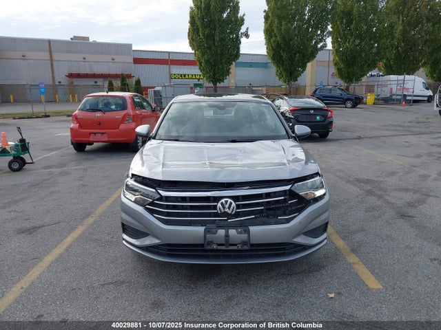 3VWE57BU2KM265449 Volkswagen 1.8 tsi