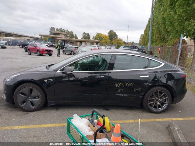 5YJ3E1EA0JF095619 Tesla MODEL 3