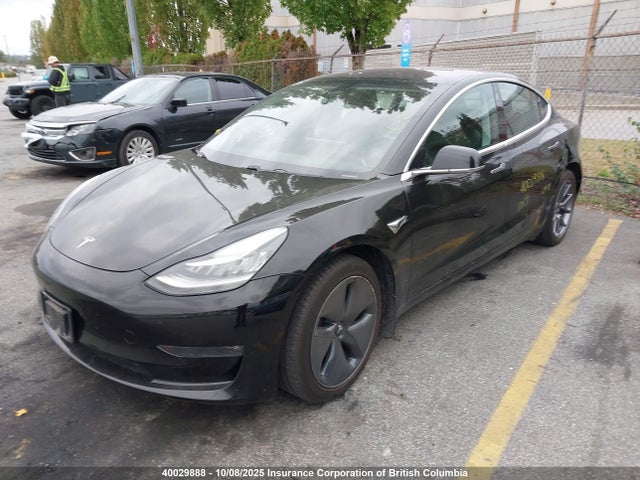 5YJ3E1EA0JF095619 Tesla MODEL 3