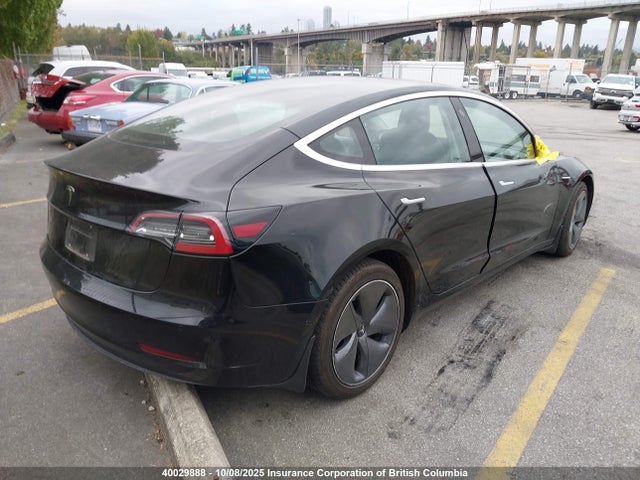 5YJ3E1EA0JF095619 Tesla MODEL 3