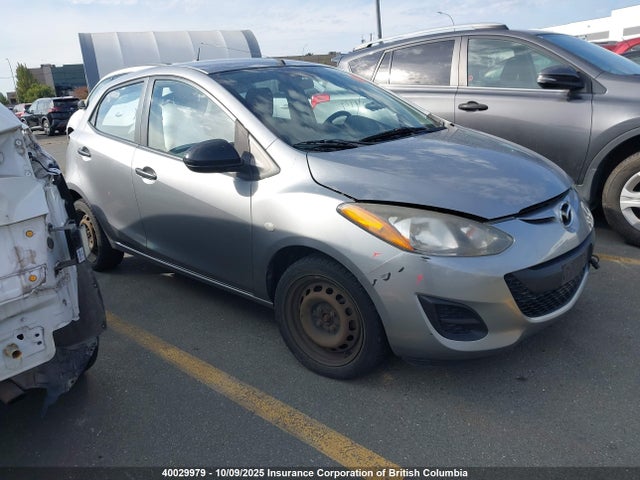 2013 Mazda Mazda2 მანქანა იყიდება აუქციონზე, vin: JM1DE1KY4D0164675, აუქციონის ნომერი: 40029979