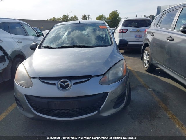 2013 Mazda Mazda2 მანქანა იყიდება აუქციონზე, vin: JM1DE1KY4D0164675, აუქციონის ნომერი: 40029979