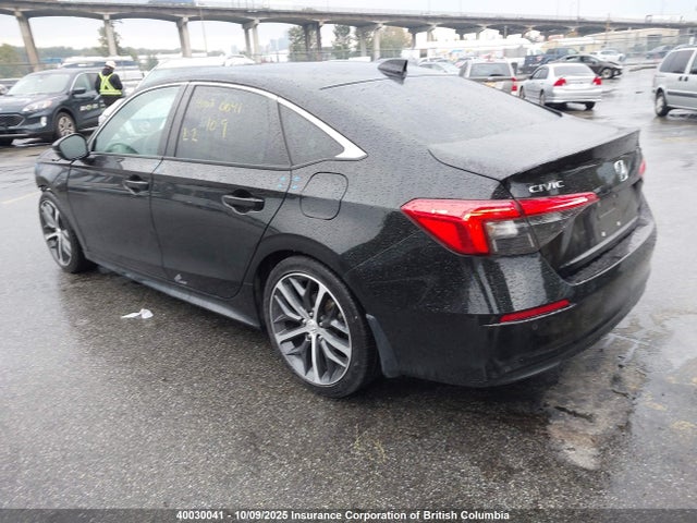 Honda l15b7 2022 2HGFE1F95NH006100 Image 3