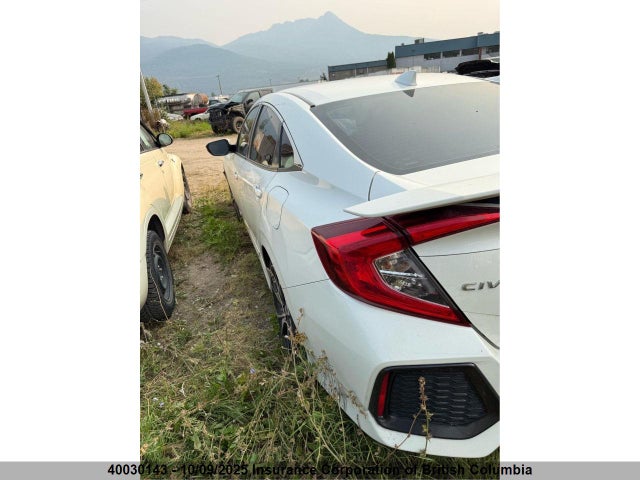 Honda l15b7 2019 2HGFC1E53KH200687 Image 3