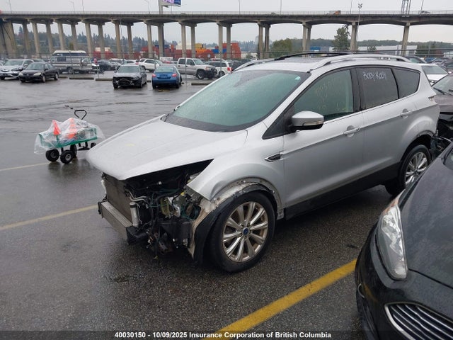 Ford 2017 2017 1FMCU9J92HUD31021 Image 2