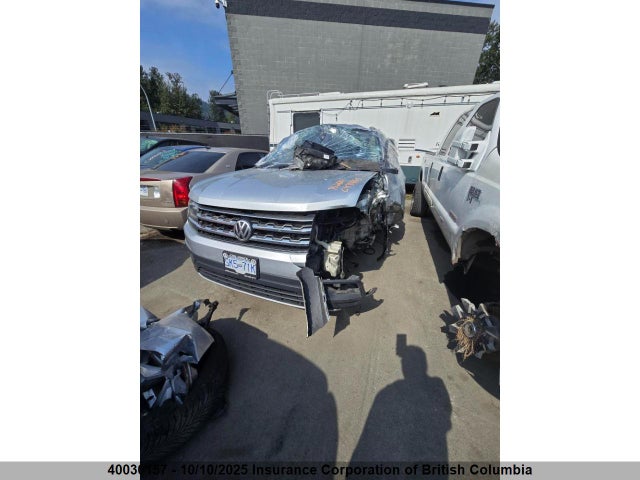 Volkswagen fsi 2018 1V2LR2CA1JC514442 Image 2