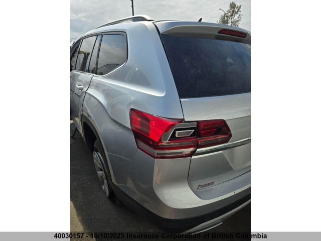 Volkswagen fsi 2018 1V2LR2CA1JC514442 Image 3