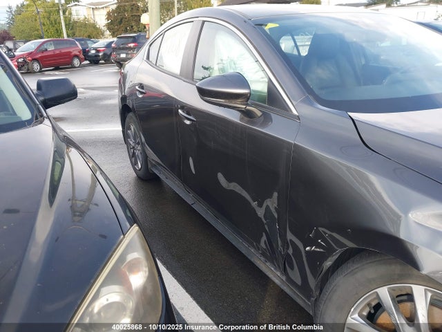 40025868 :رقم المزاد ، JM1BPBCL8M1342608 vin ، 2021 Mazda 3 Preferred مزاد بيع