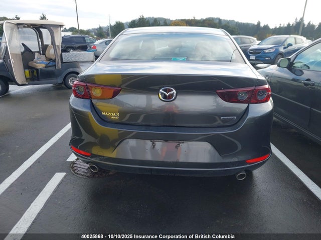 40025868 :رقم المزاد ، JM1BPBCL8M1342608 vin ، 2021 Mazda 3 Preferred مزاد بيع