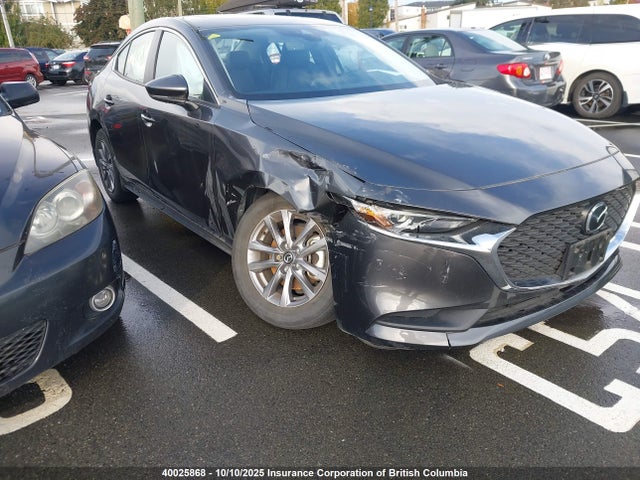 40025868 :رقم المزاد ، JM1BPBCL8M1342608 vin ، 2021 Mazda 3 Preferred مزاد بيع