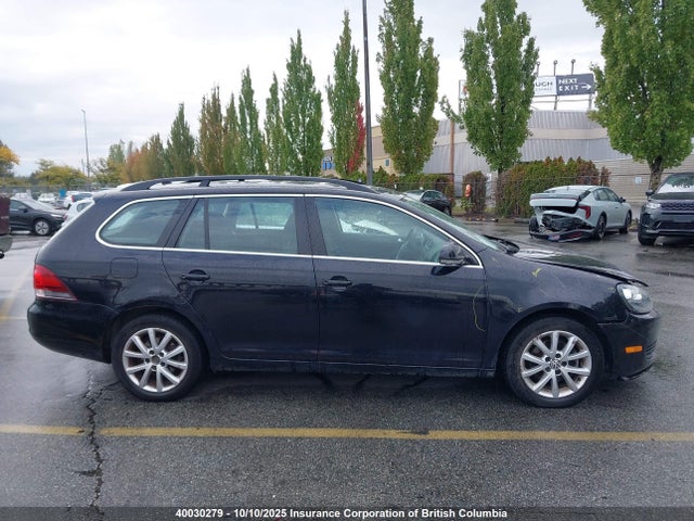 40030279 :رقم المزاد ، 3VWPX7AJ3CM630829 vin ، 2012 Volkswagen Golf مزاد بيع