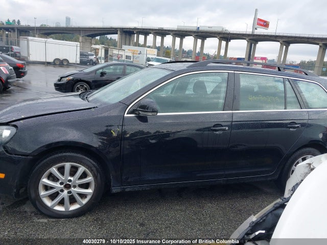 40030279 :رقم المزاد ، 3VWPX7AJ3CM630829 vin ، 2012 Volkswagen Golf مزاد بيع