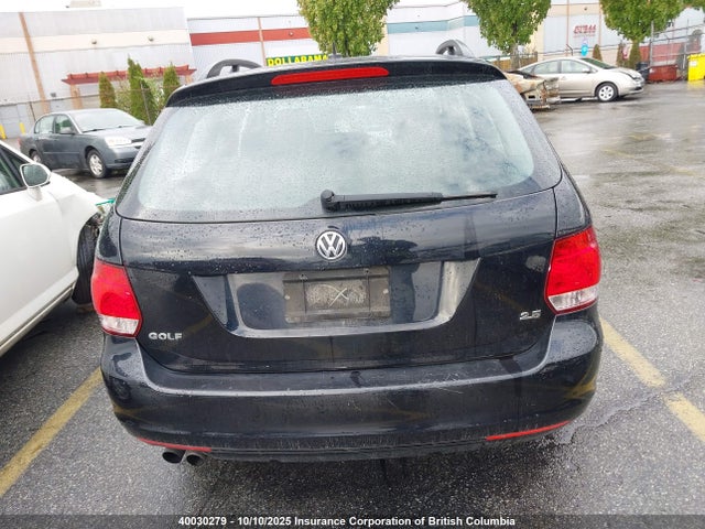 40030279 :رقم المزاد ، 3VWPX7AJ3CM630829 vin ، 2012 Volkswagen Golf مزاد بيع