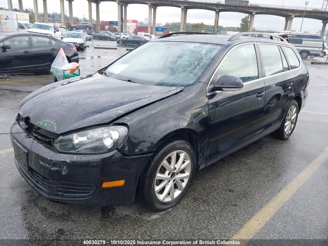 40030279 :رقم المزاد ، 3VWPX7AJ3CM630829 vin ، 2012 Volkswagen Golf مزاد بيع