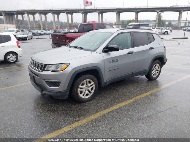 3C4NJCABXJT318992 Jeep 2018