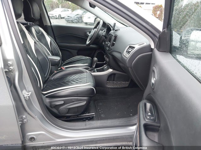 3C4NJCABXJT318992 Jeep 2018