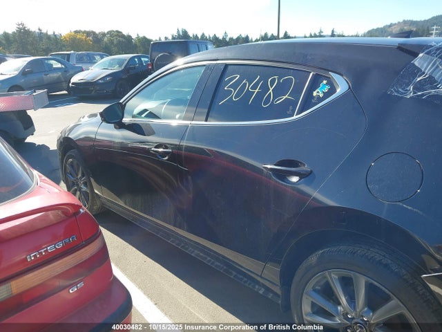 JM1BPAMMXR1700607 Mazda pyukd