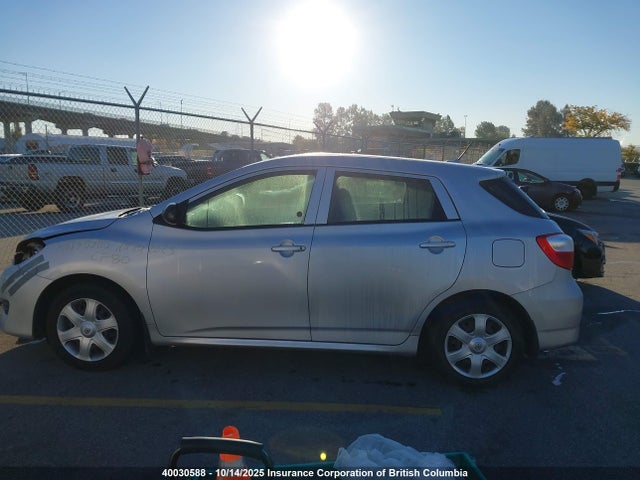 2009 Toyota Corolla Matrix მანქანა იყიდება აუქციონზე, vin: 2T1KU40E49C014552, აუქციონის ნომერი: 40030588