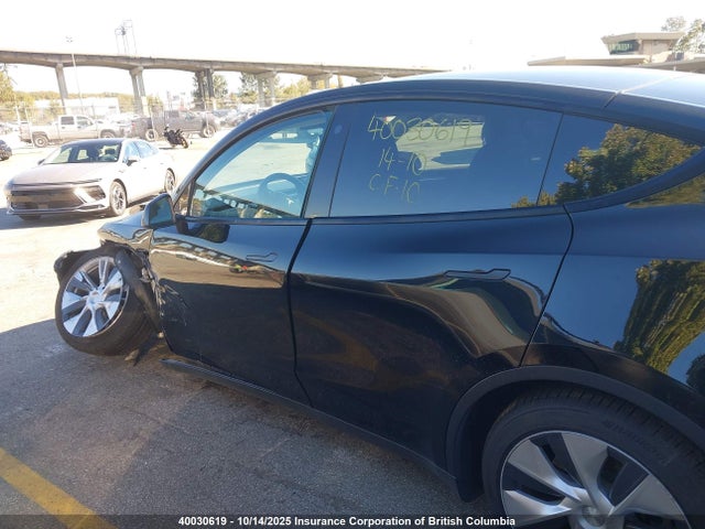 Tesla Model Y 2022 7SAYGDEE3NF573237 Image 15