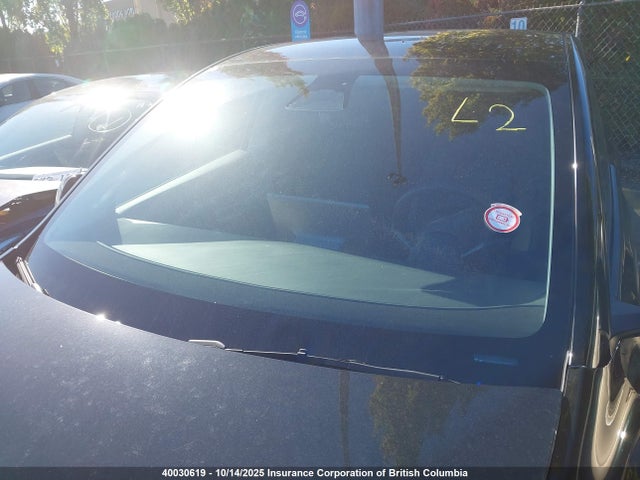 Tesla Model Y 2022 7SAYGDEE3NF573237 Image 18