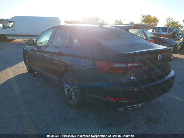 3VWE57BU2KM056020 Volkswagen 1.8 tsi