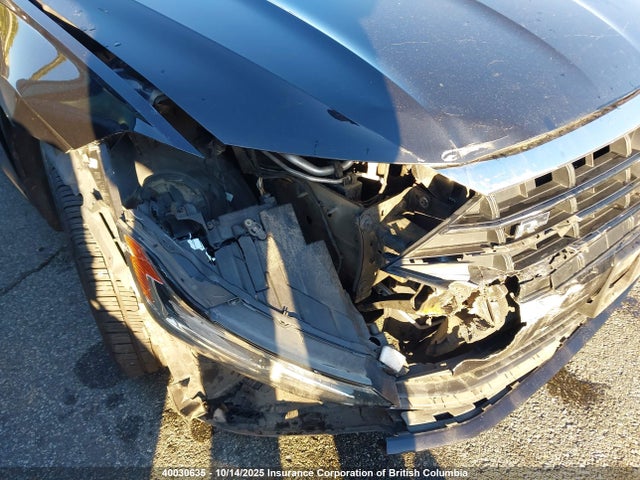 3VWE57BU2KM056020 Volkswagen 1.8 tsi