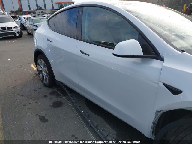7SAYGDEE3PF780844 Tesla Model Y
