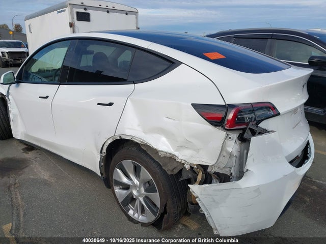 7SAYGDEE3PF780844 Tesla Model Y