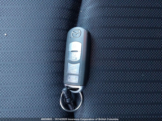 3MZBM1U74FM139979 Mazda pe
