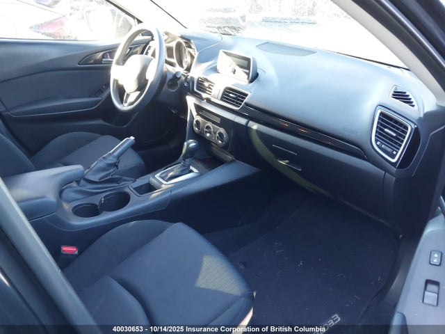 3MZBM1U74FM139979 Mazda pe