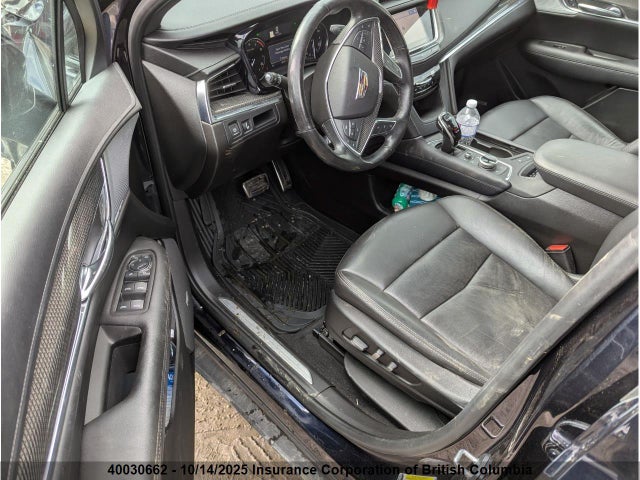 1GYKNGRS6MZ135597 Cadillac lgx