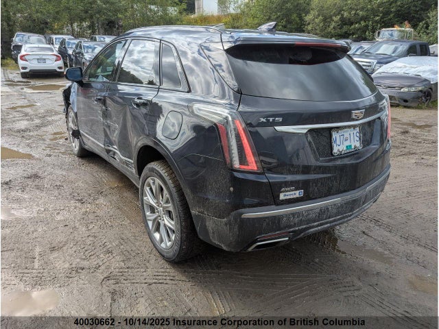 1GYKNGRS6MZ135597 Cadillac lgx