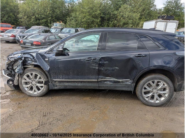 1GYKNGRS6MZ135597 Cadillac lgx