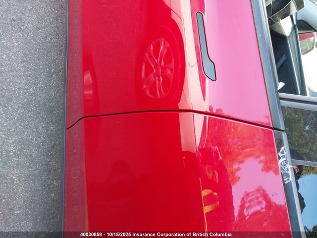 Tesla 2023 2023 7SAYGAEE2PF633946 Image 9