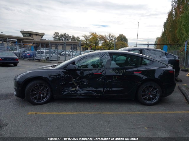 5YJ3E1EA3PF496459 Tesla MODEL 3