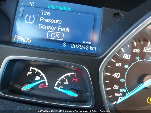1FMCU9G91FUB99387 Ford 2015