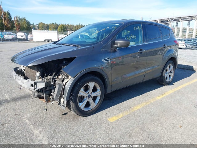 1FMCU9G91FUB99387 Ford 2015