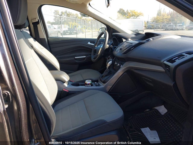 1FMCU9G91FUB99387 Ford 2015