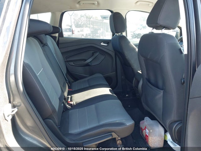 1FMCU9G91FUB99387 Ford 2015