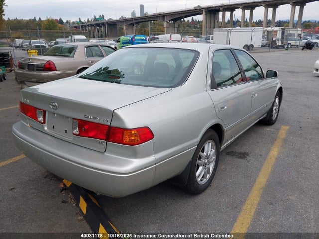 Продаж на аукціоні авто 2000 Toyota Camry, vin: JT2BF22K5Y0256592, номер лоту: 40031178